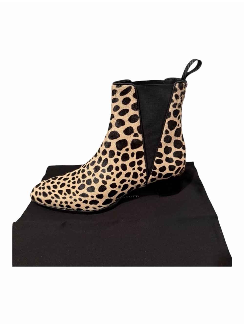 Giuseppe Zanotti Leopard Calf Hair Chelsea Ankle Booties – Size 7.5B